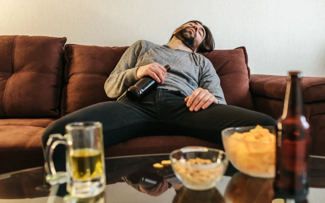 Como evitar a ressaca? 4 truques para não deixar ela te derrubar.